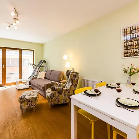 Apartament Nadodrze - Balcony, Parking, Workspace - By Rentujemy