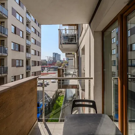 Nadodrze - Balcony, Parking, Workspace - By Rentujemy فروتسواف