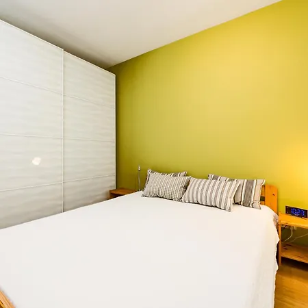 Apartament Nadodrze - Balcony, Parking, Workspace - By Rentujemy